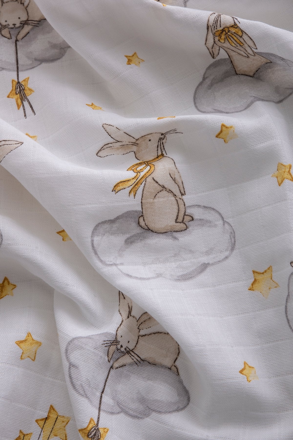 Müslin Bezi Örtü Tavşan Desen - Bej 120x120 cm + 4 Adet Ağız Mendili