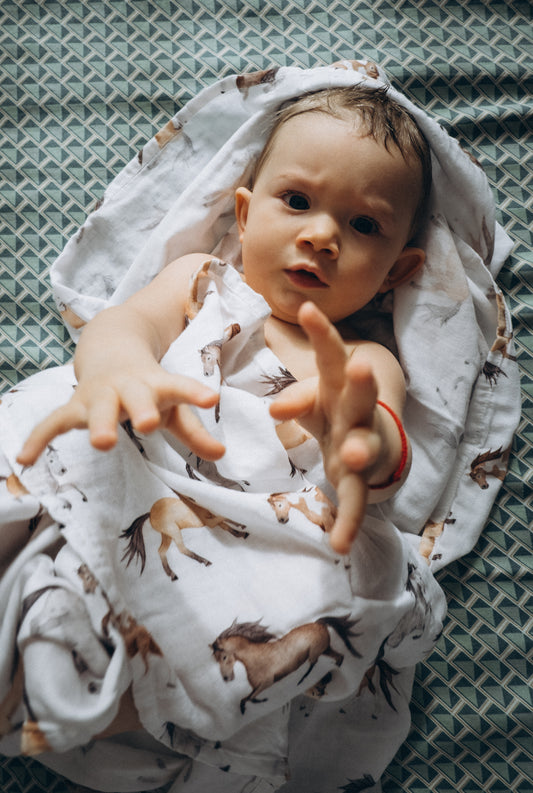 2 Kat Dijital Baskı Müslin Bezi At Desen - 120*120 Cm