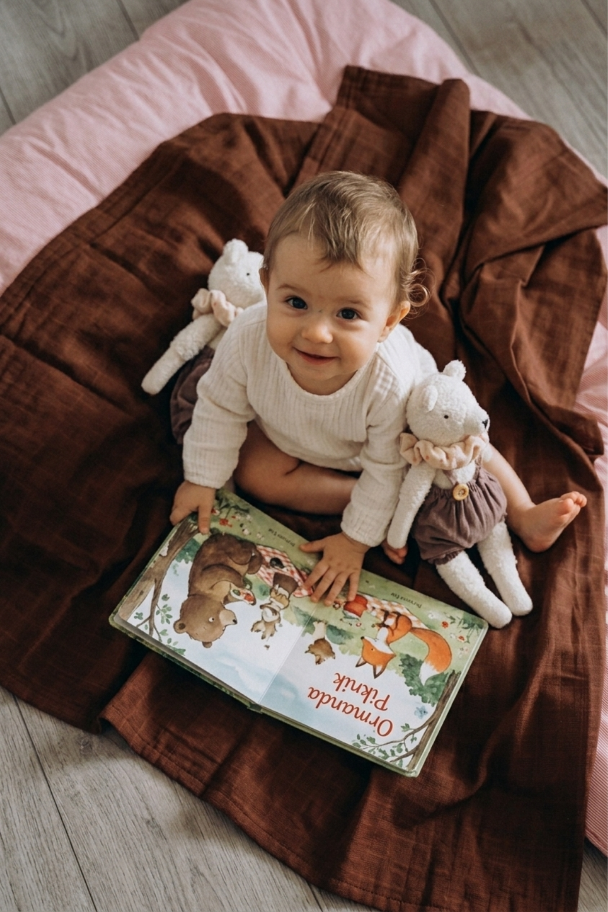 Muslin Cloth Blanket Plain Color - Coffee 120x120 cm + 4 Pieces of Burp Cloths