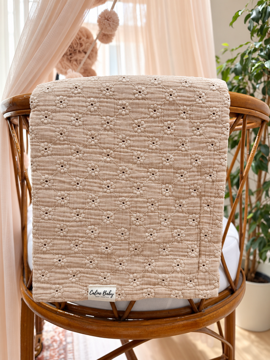 Double Layer Embroidered Muslin Daisy Pattern Cappuccino - 110x110 cm