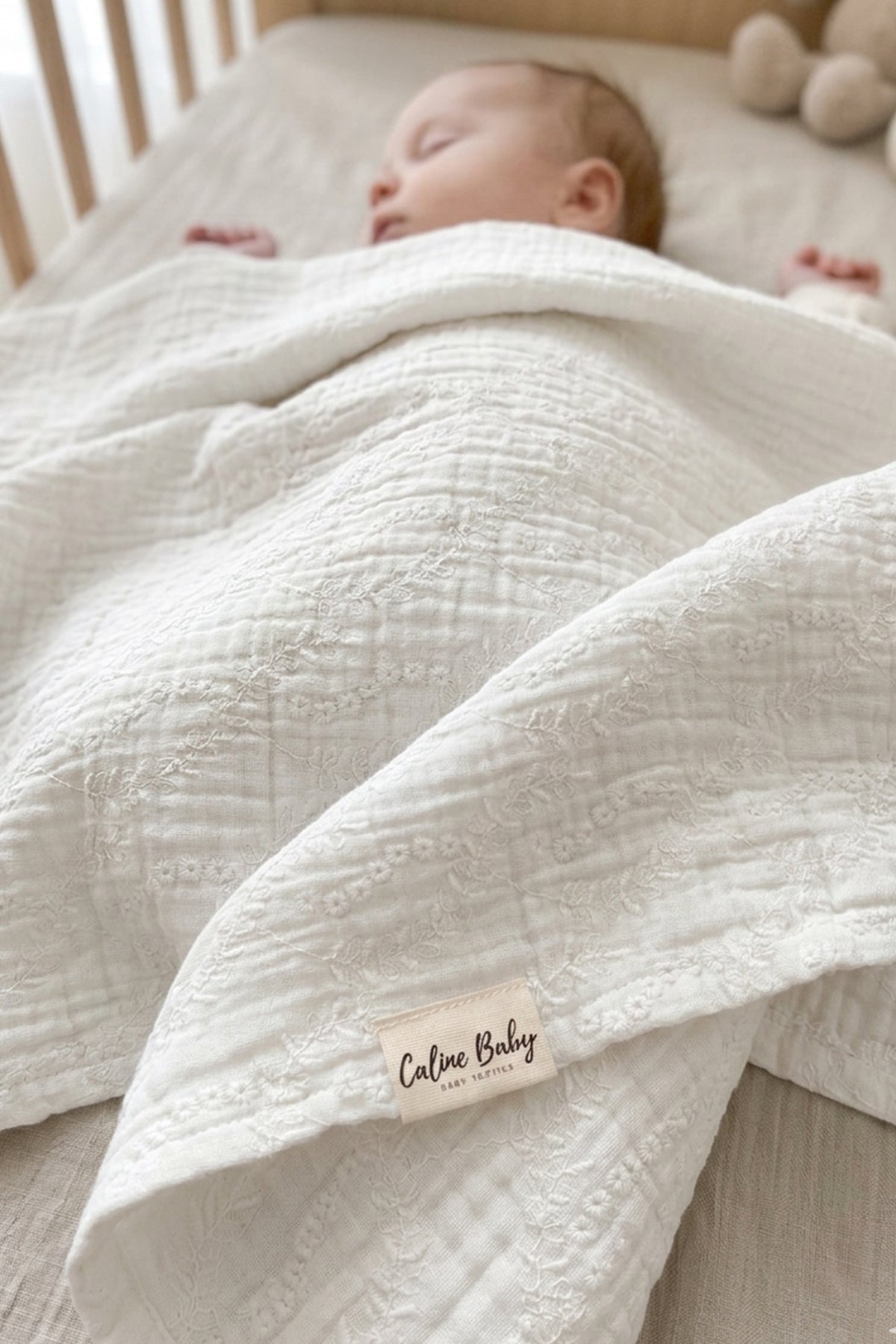 2-Ply Embroidered Muslin Hyacinth Pattern White - 110x110 cm